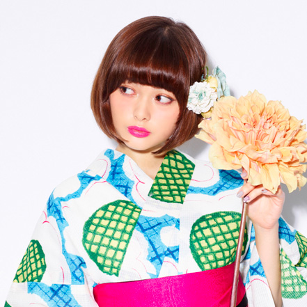 京都丸紅とモデル・玉城ティナがコラボし着物ブランドを展開