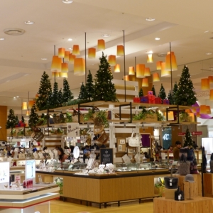 京急百貨店がクリスマスパーティーを実施