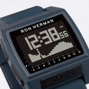 NIXON（ニクソン）がRHC Ron Herman（ロンハーマン）川崎店オープン記念として日本限定アイテムを発売